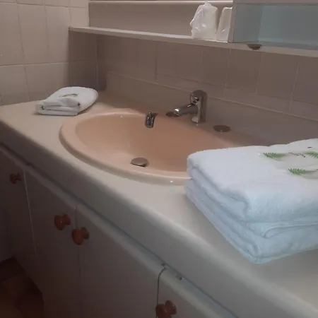 Hotel Central Hotel 2*