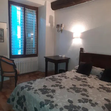 Hotel Central 2*