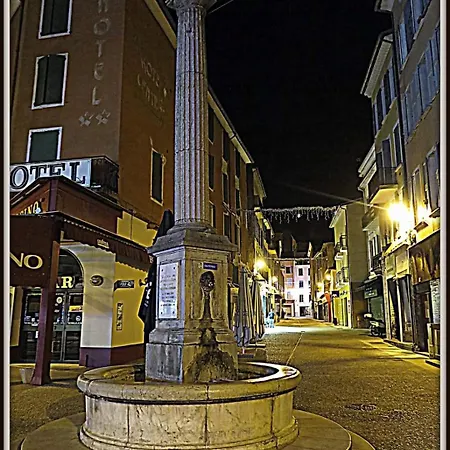 Hotel Central