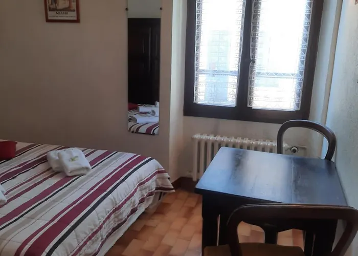 Hôtel Central 2* Digne-les-Bains